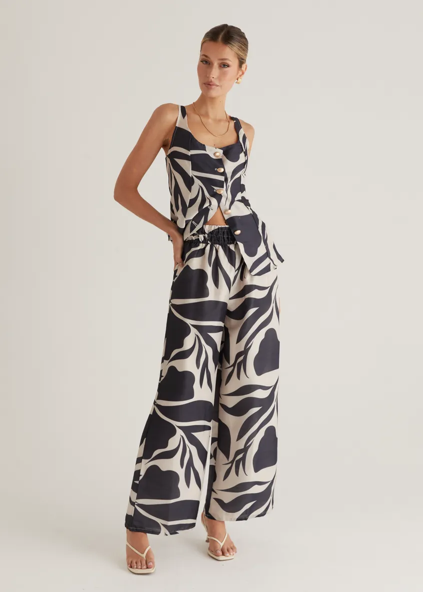 Arrow Top - Black Abstract
