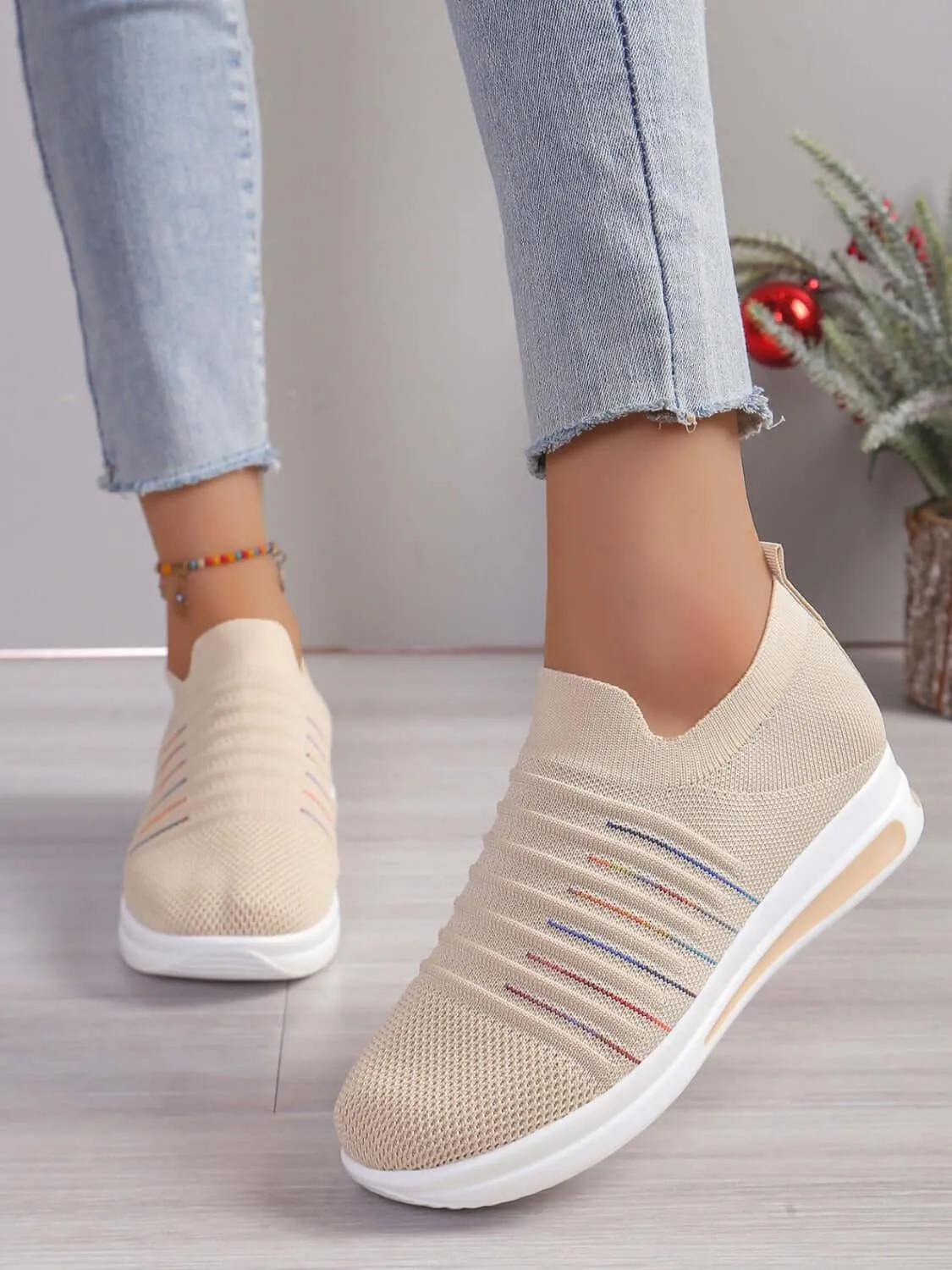 Breathable Mesh Wedge Sneakers – Lightweight Comfort