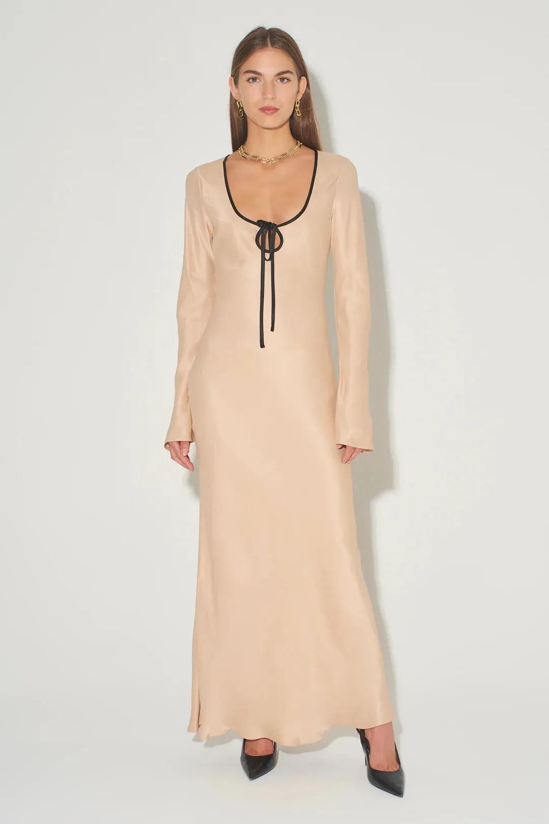 Gwyneth Long Sleeve Maxi Dress Biscotti