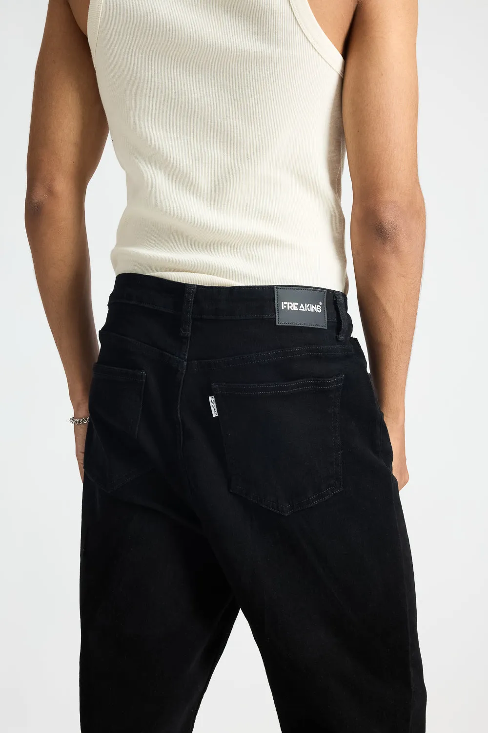 Luxe Black Men's Carrot Fit Jeans