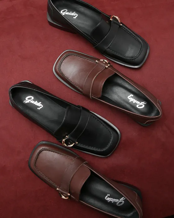 Moccasin Horseshoe Black