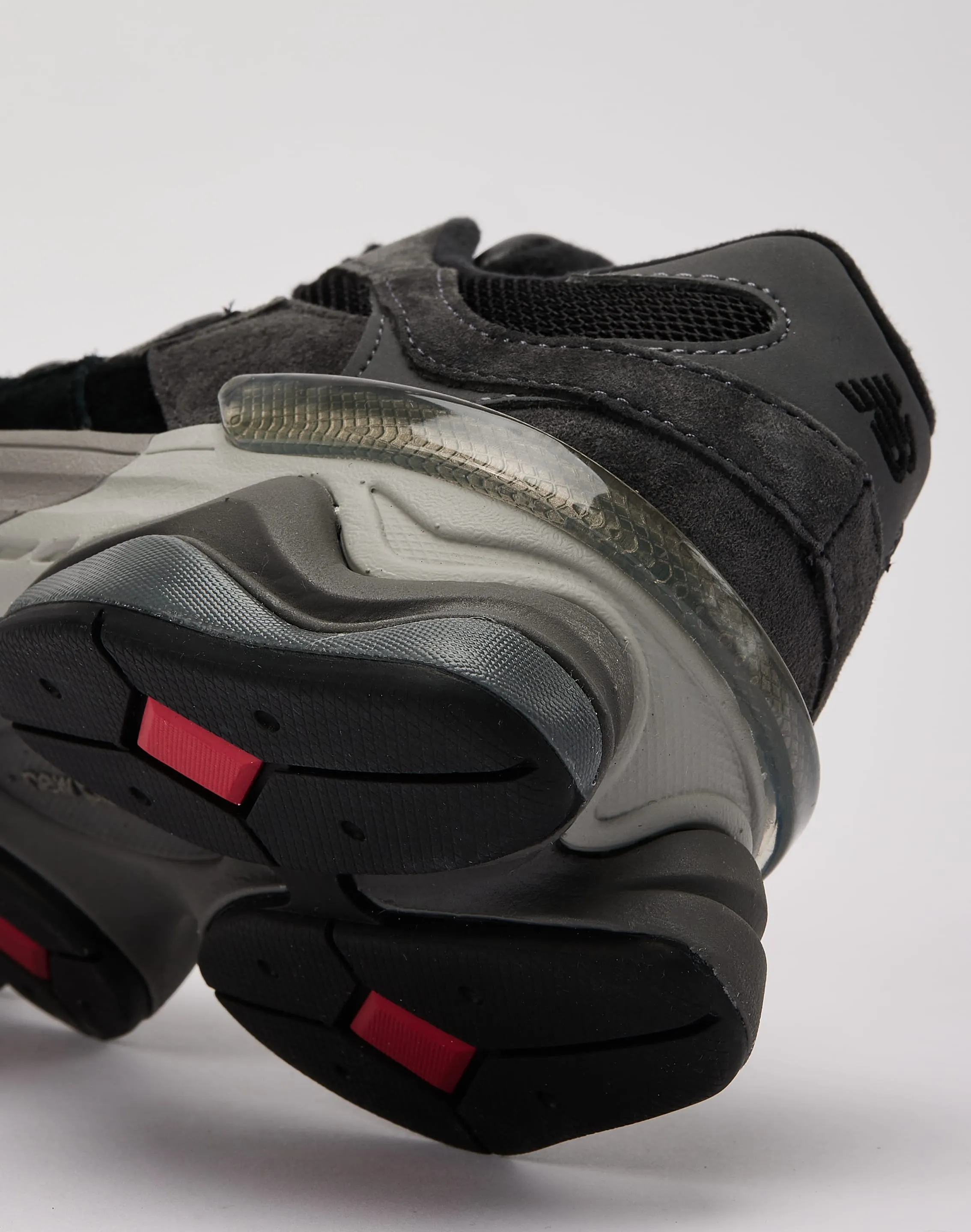 New Balance 9060 Grade-School