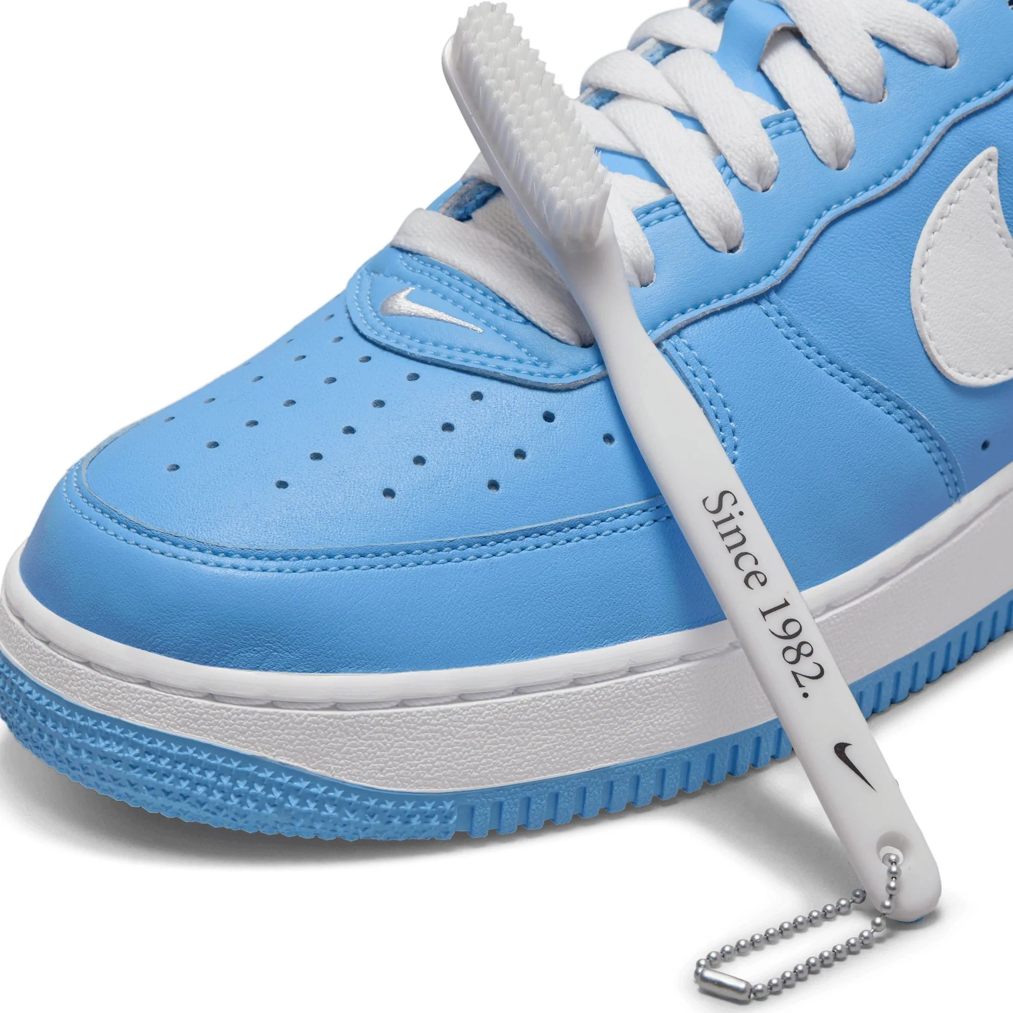 Nike Mens Air Force 1 Low Retro Shoes