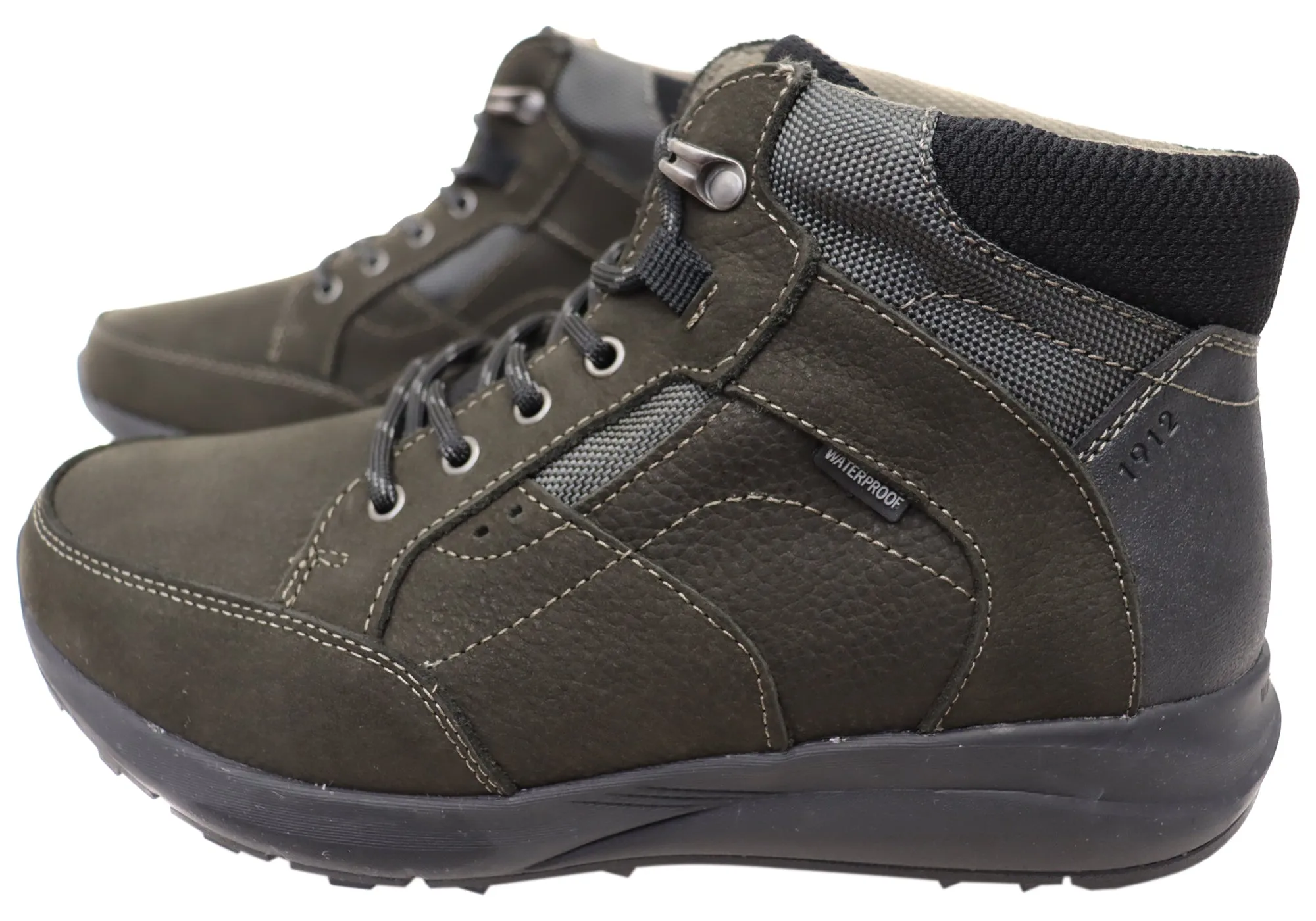 Nunn Bush By Florsheim Mens EE Extra Wide Excursion Chukka Boots