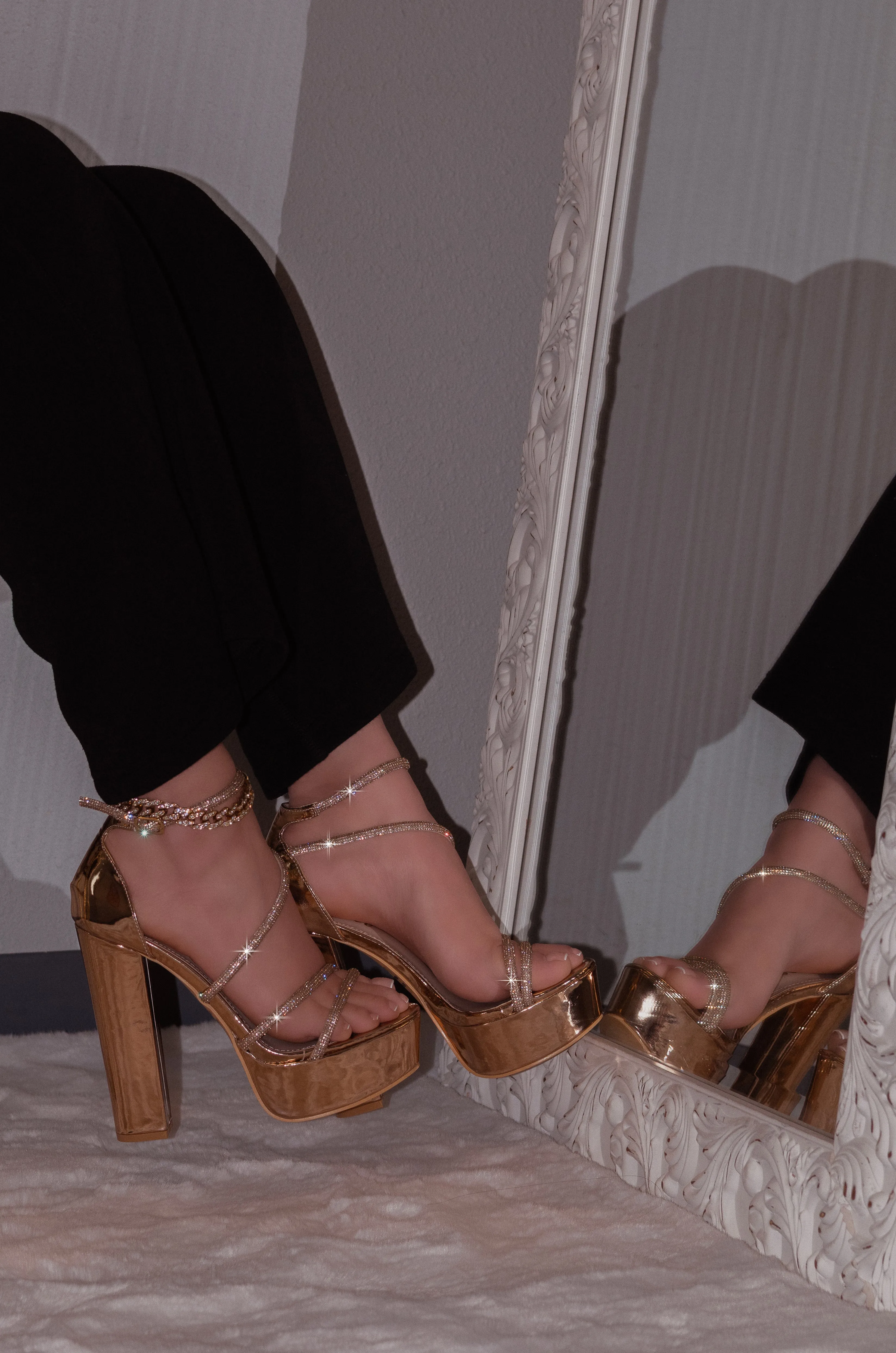 Posh - Embellished Platform Block Heels, Glitter Detailing Straps, Glamorous Party Footwear, Bold & Eye-Catching for Special Occasions