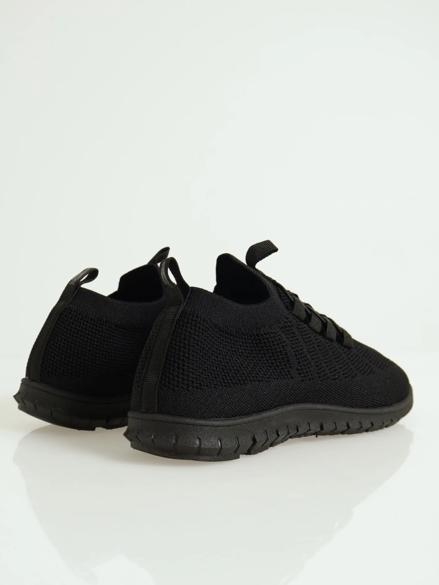 Soft Style Nansia Bungee Mock Lace Sneaker - Black