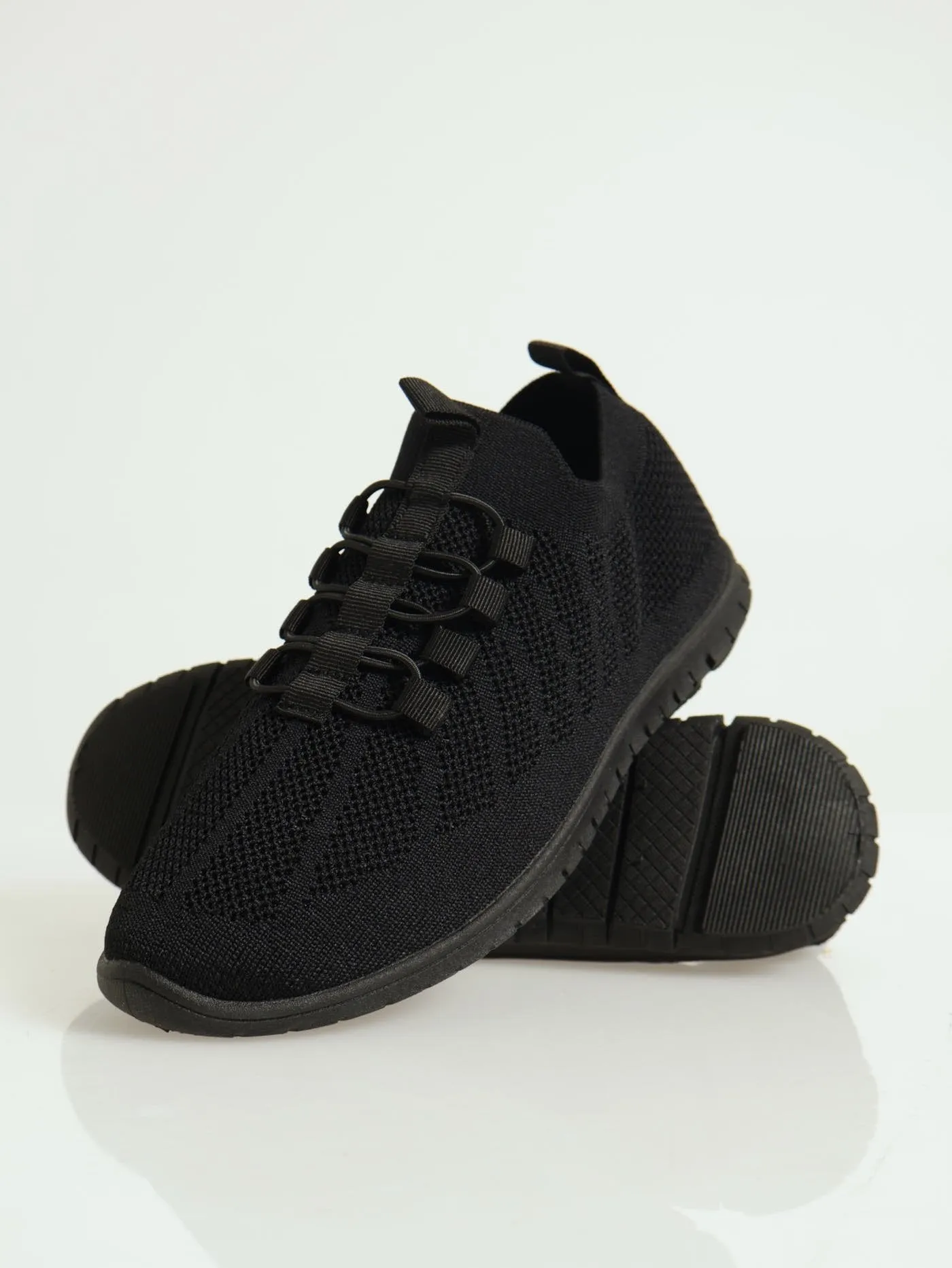 Soft Style Nansia Bungee Mock Lace Sneaker - Black