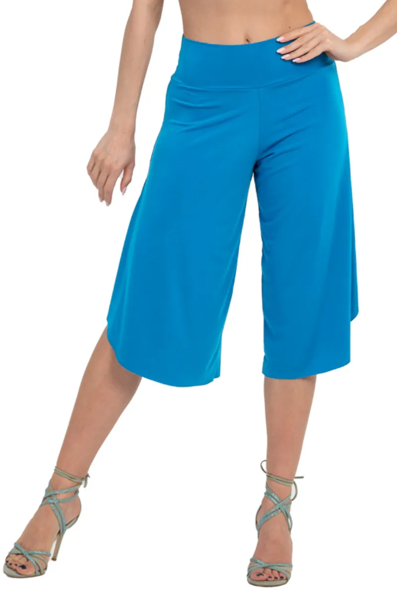 Tango Capri Pants With Ruffled Slits