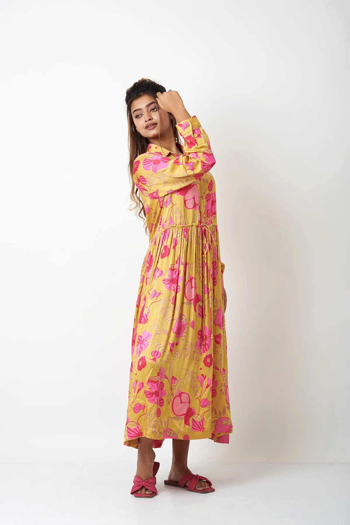 WAIST GATHER COLLAR DRESS - YELLOW