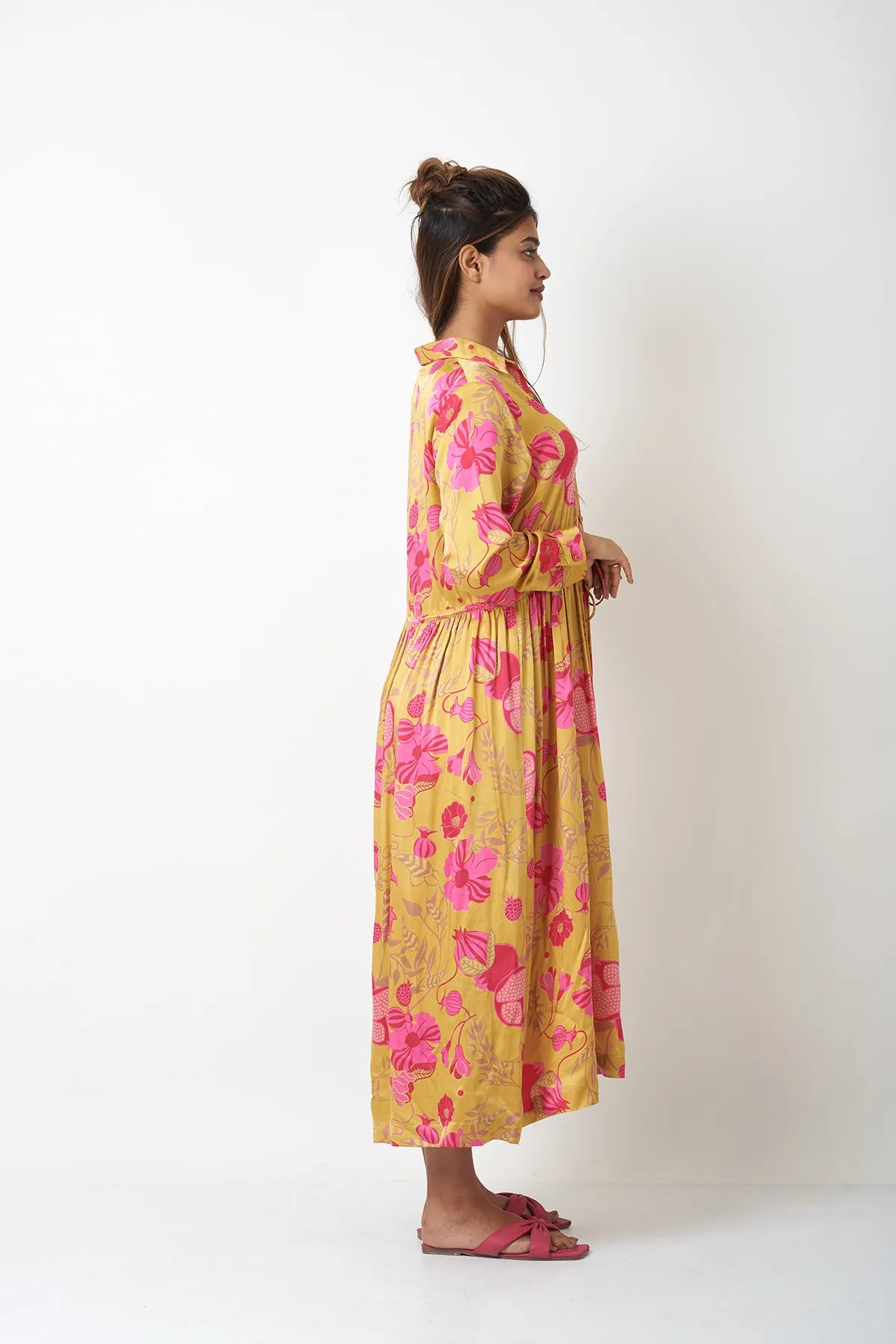 WAIST GATHER COLLAR DRESS - YELLOW