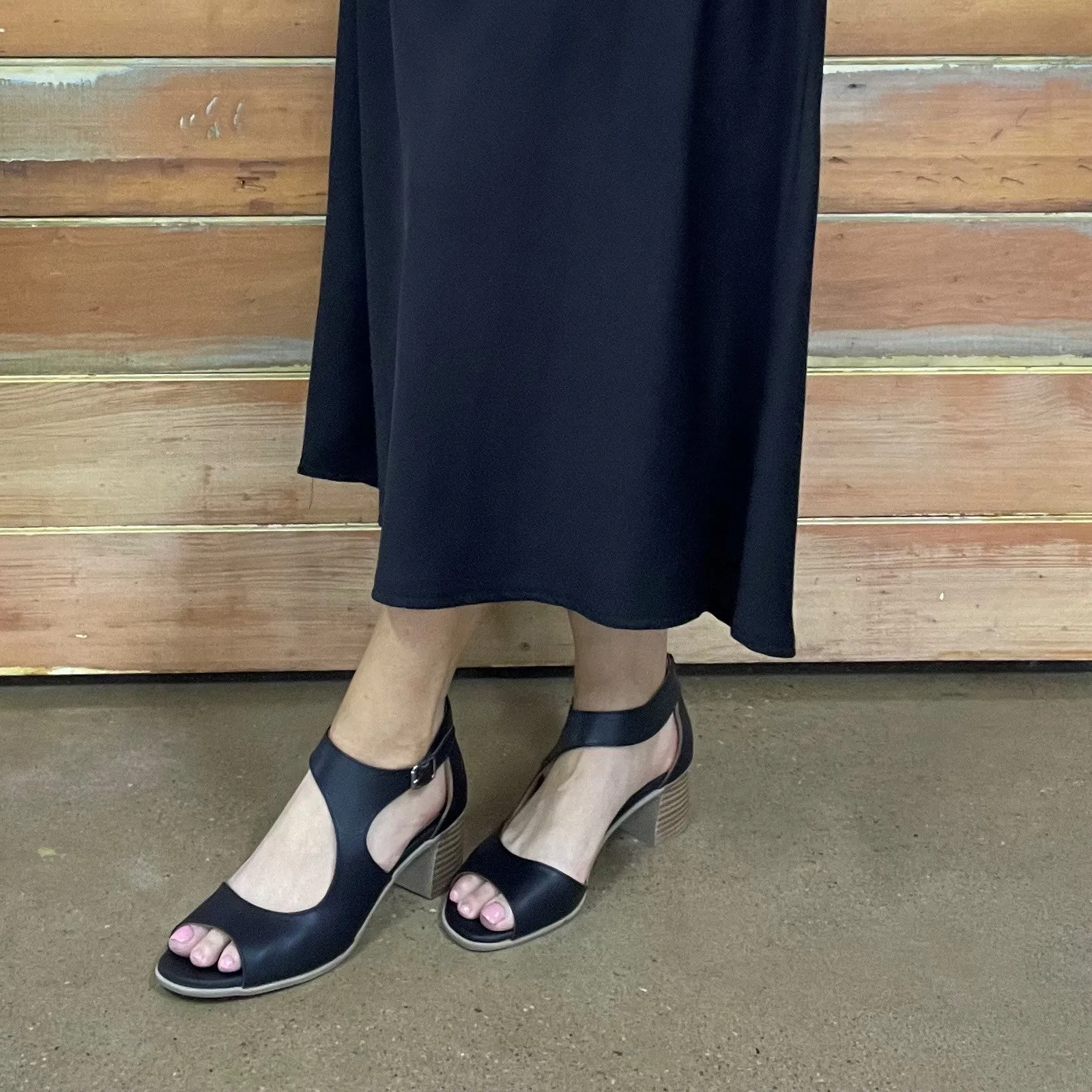WINNIE TCO - BLACK