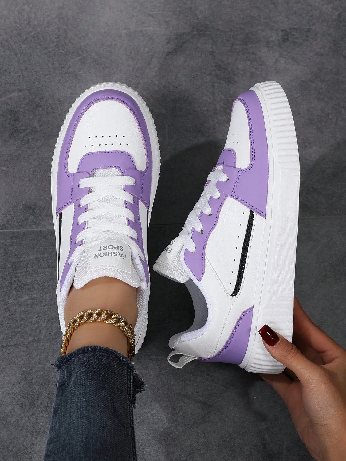 Women Lace-Up Casual Sneakers, Sports Shoes, Skateboard Shoes, Lightweight Street-Style Athletic Shoes For Women