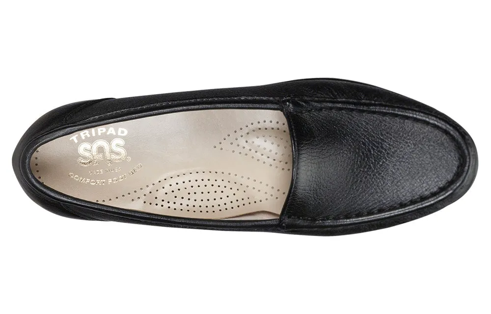 Women's Simplify Slip On Loafer in Black