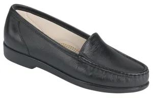 Women's Simplify Slip On Loafer in Black