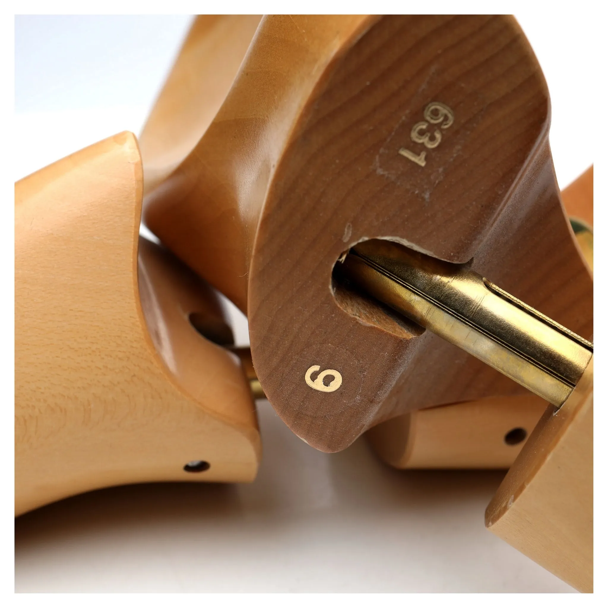 Wooden Shoe Trees UK 9